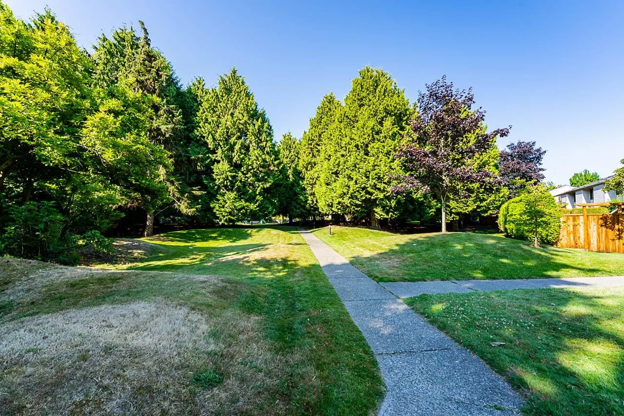 203 9320 Parksville Drive