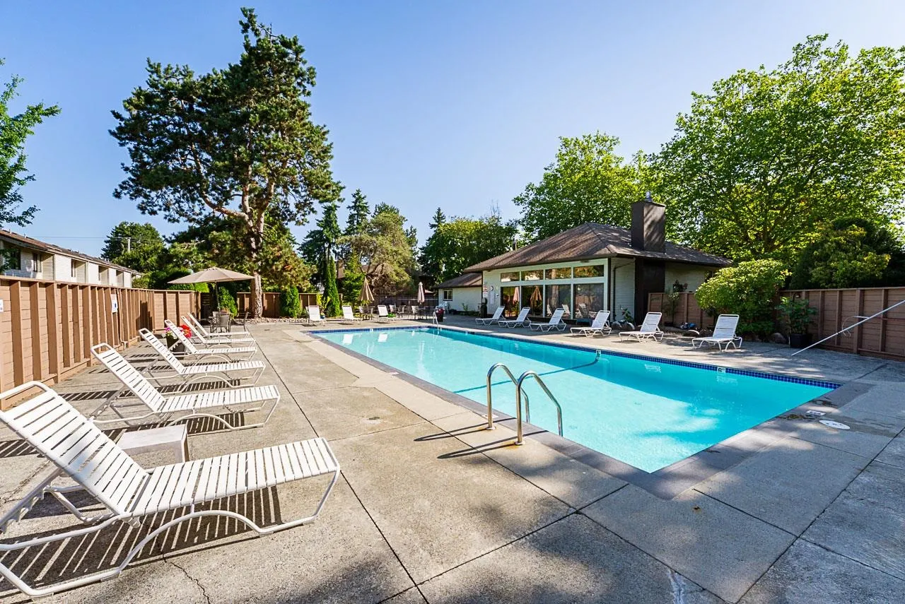 203 9320 Parksville Drive