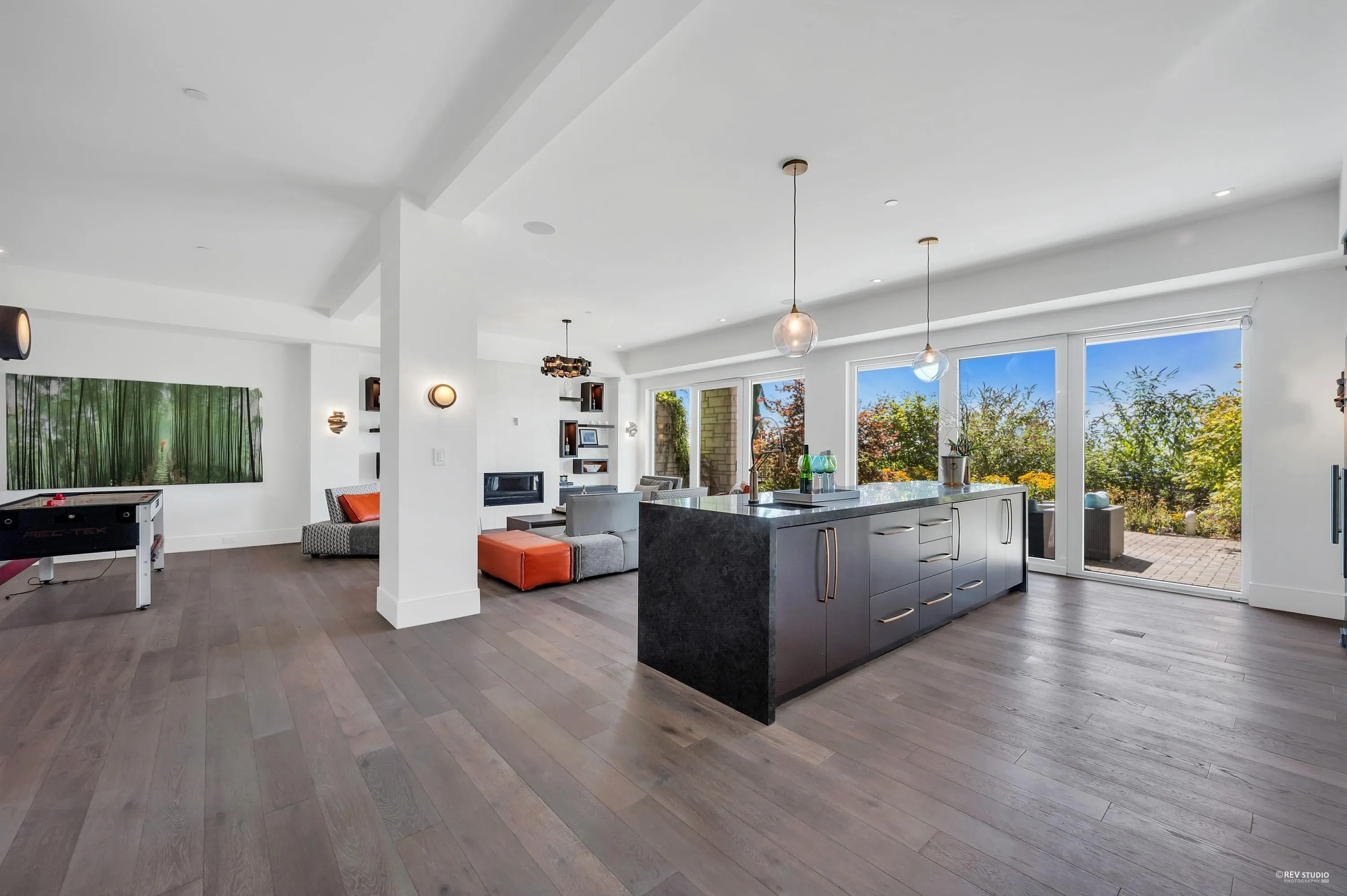 2111 Union Court