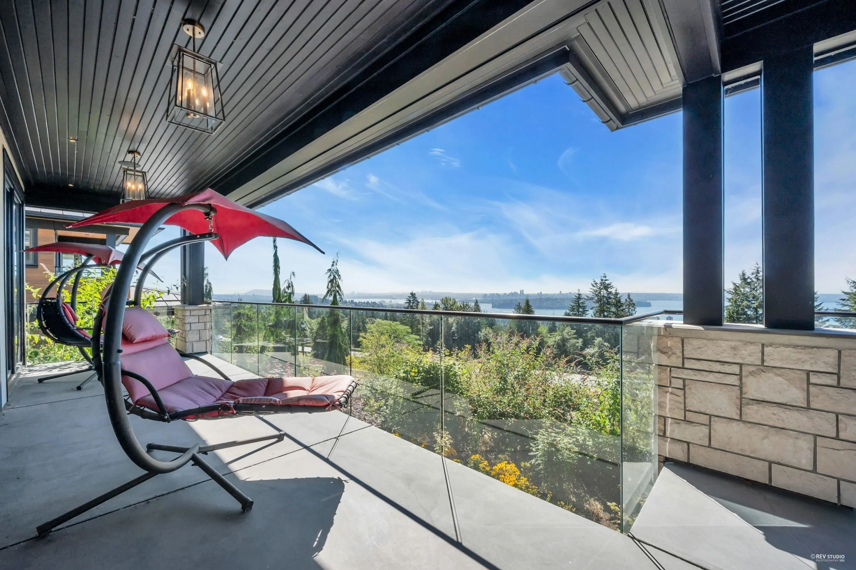 2111 Union Court