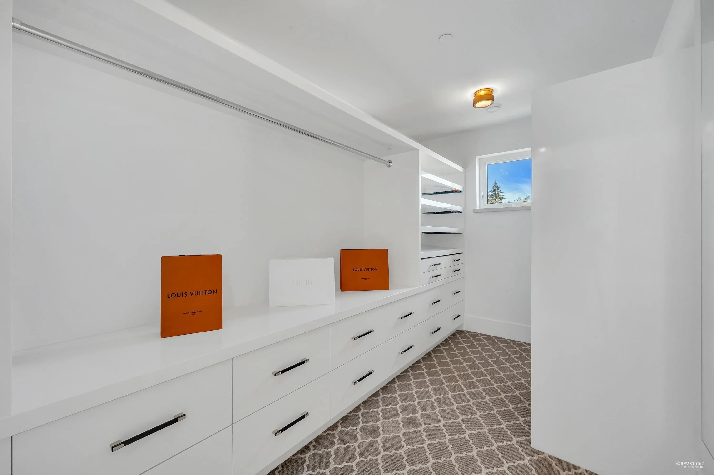 2111 Union Court