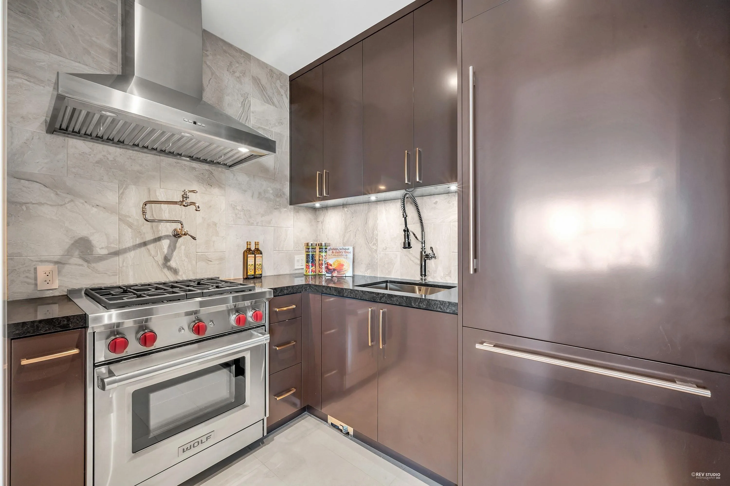 2111 Union Court