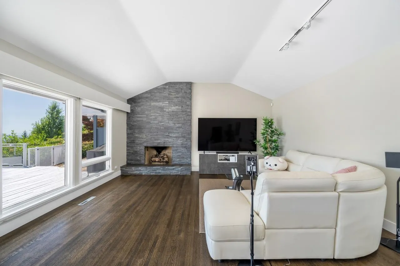4111 Burkehill Road
