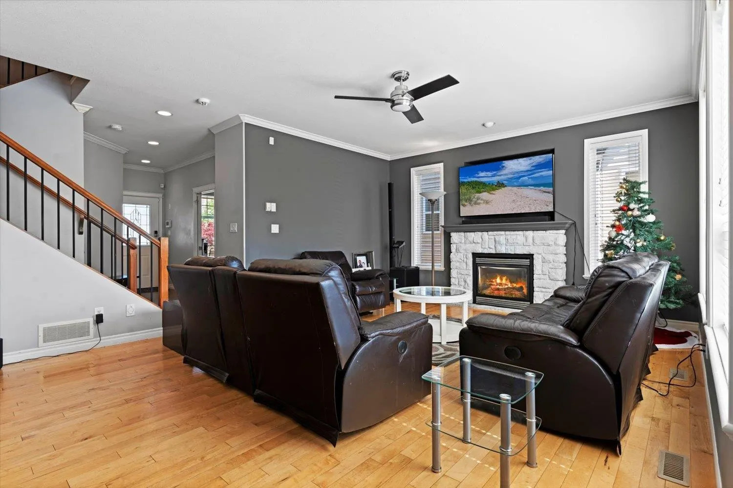 9 5545 Peach Road