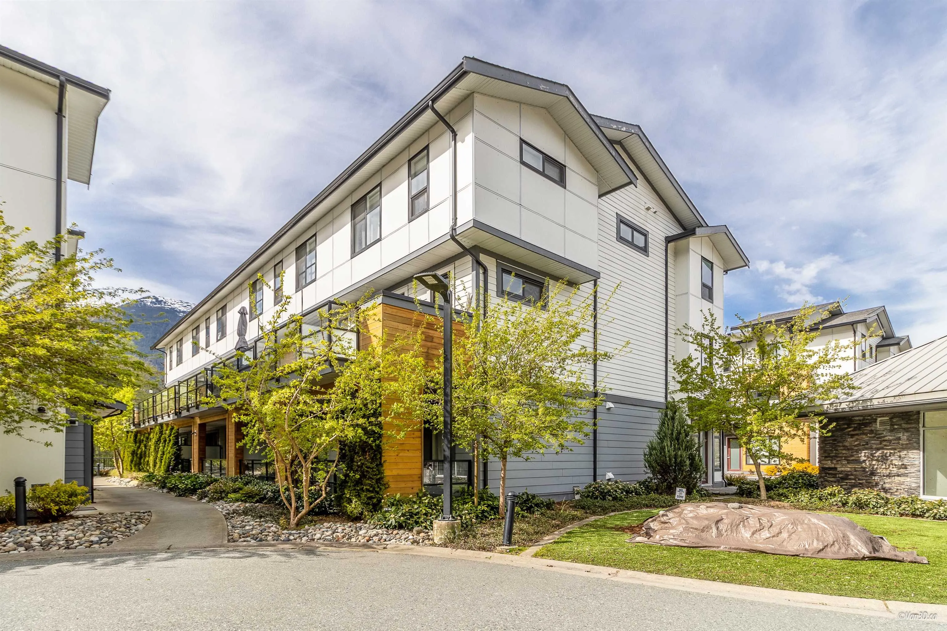 69 1188 Main Street