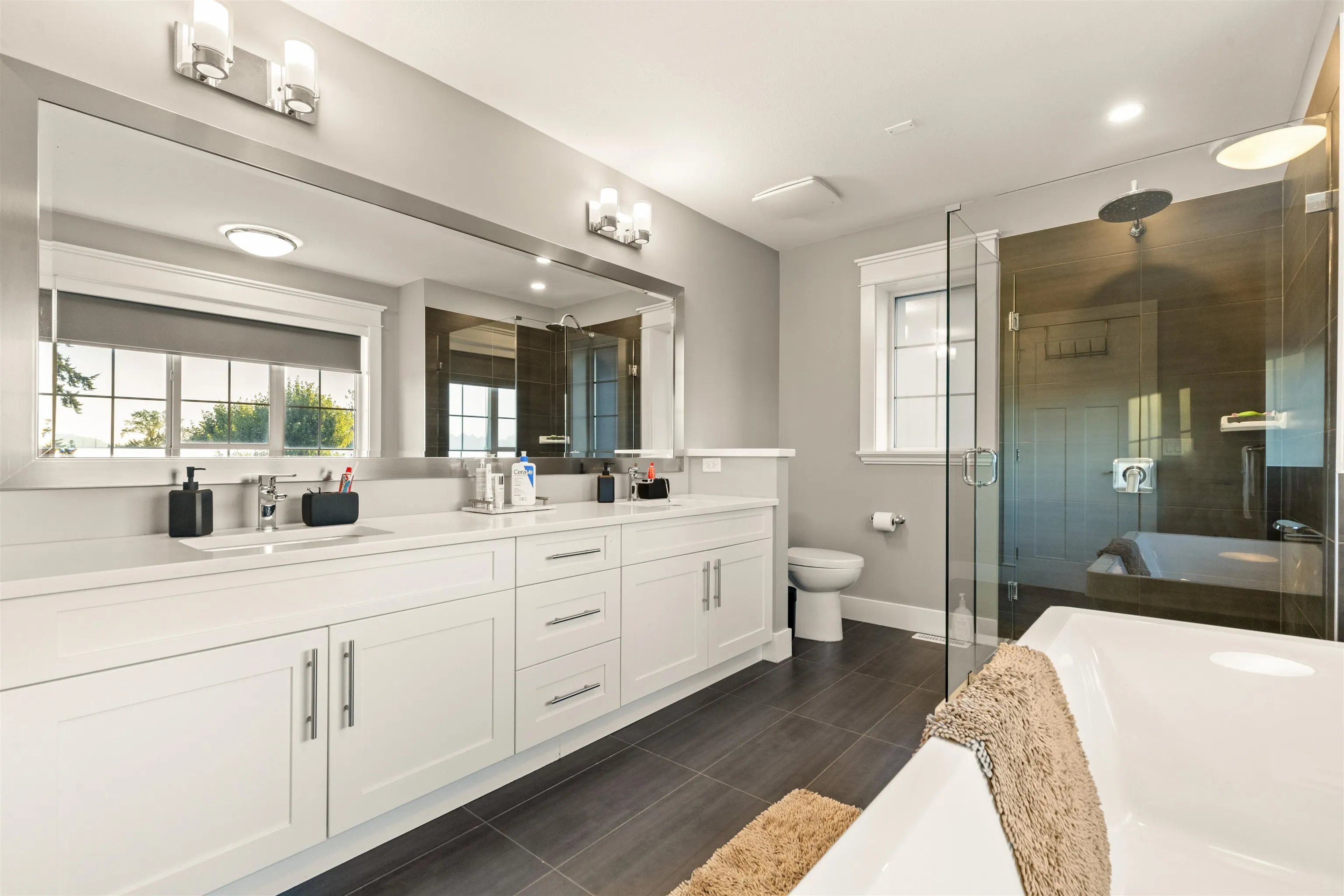 15708 Mountain View Drive