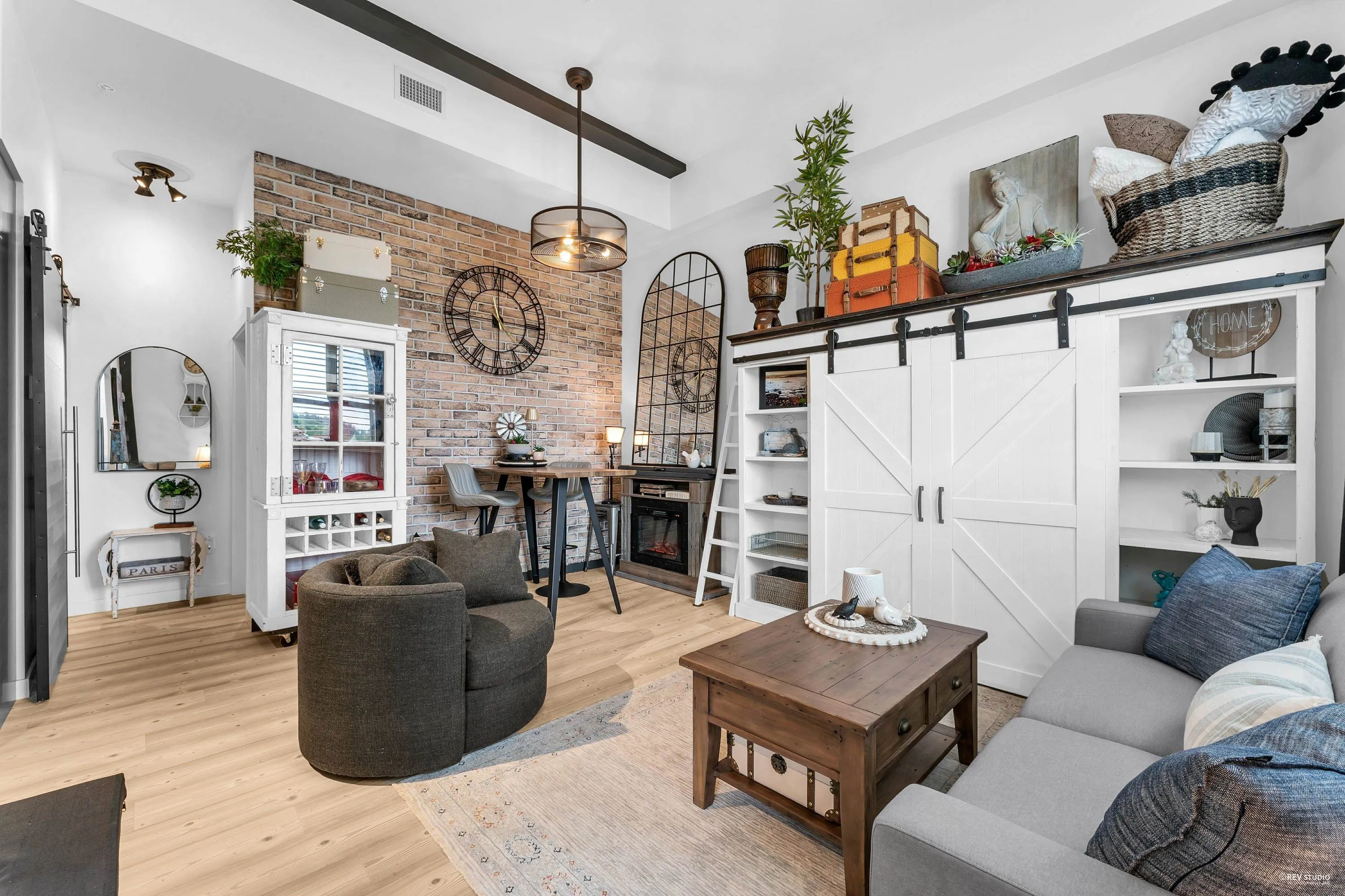 105 251 Boundary Bay Road