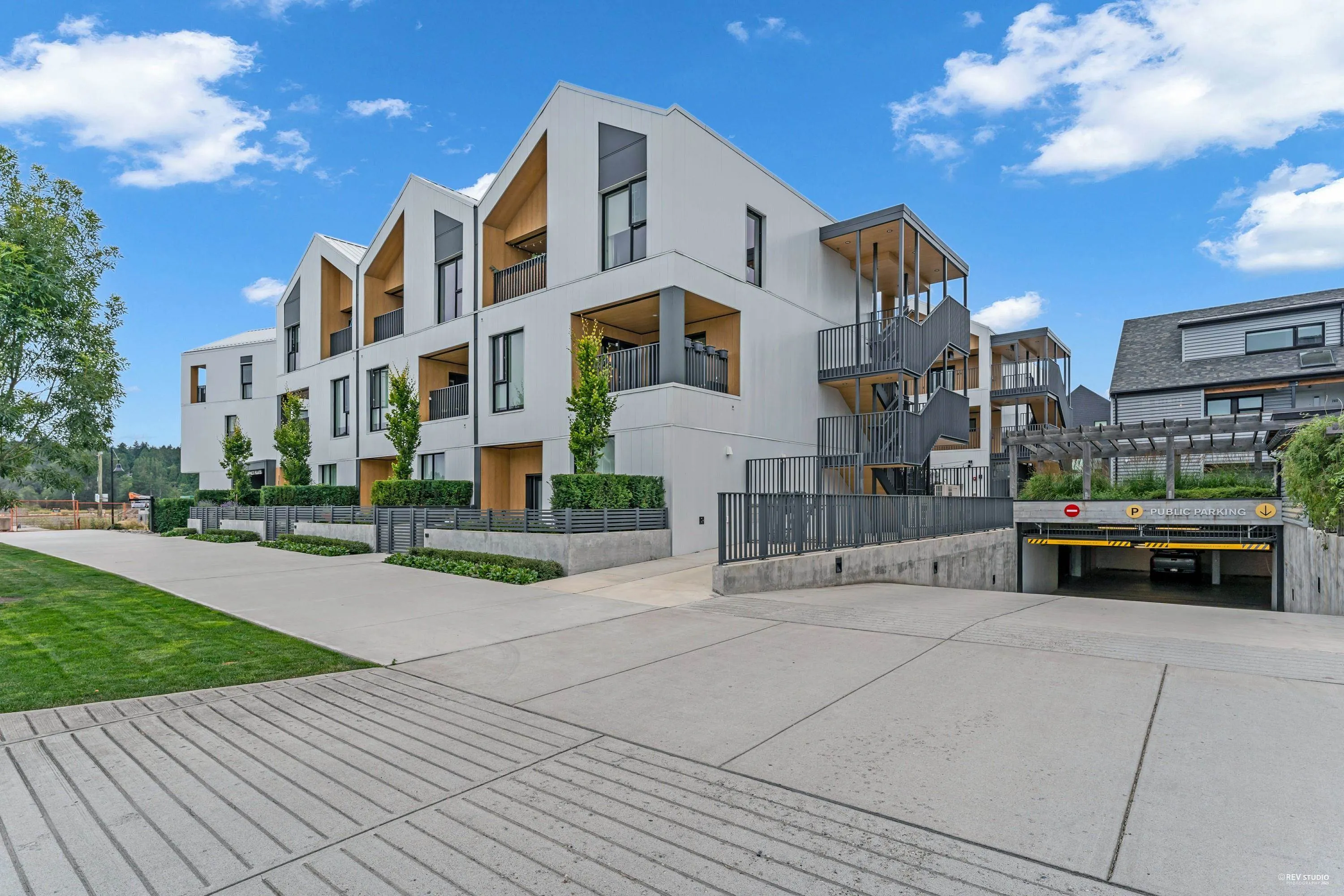 105 251 Boundary Bay Road
