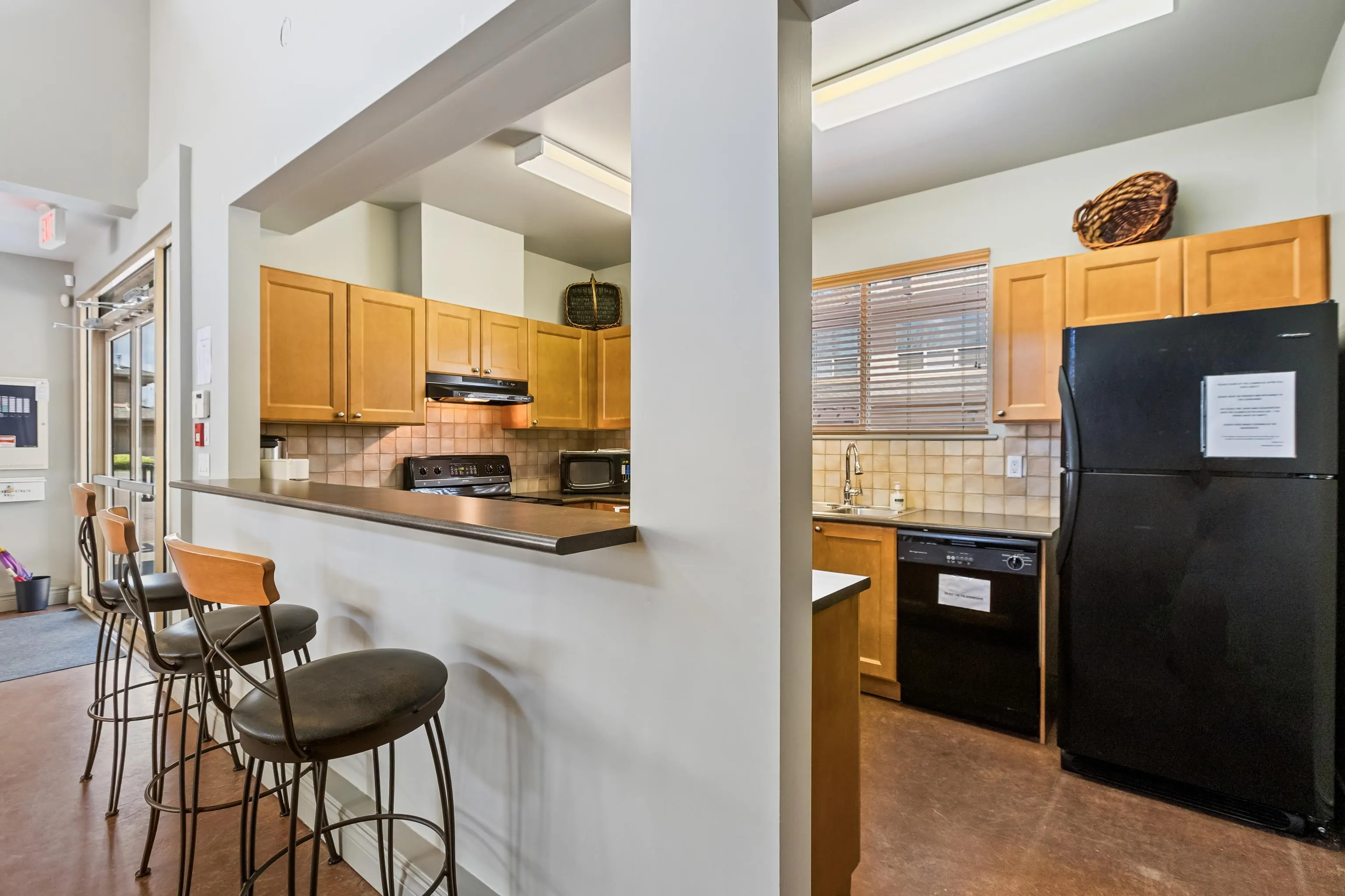 48 16655 64 Avenue