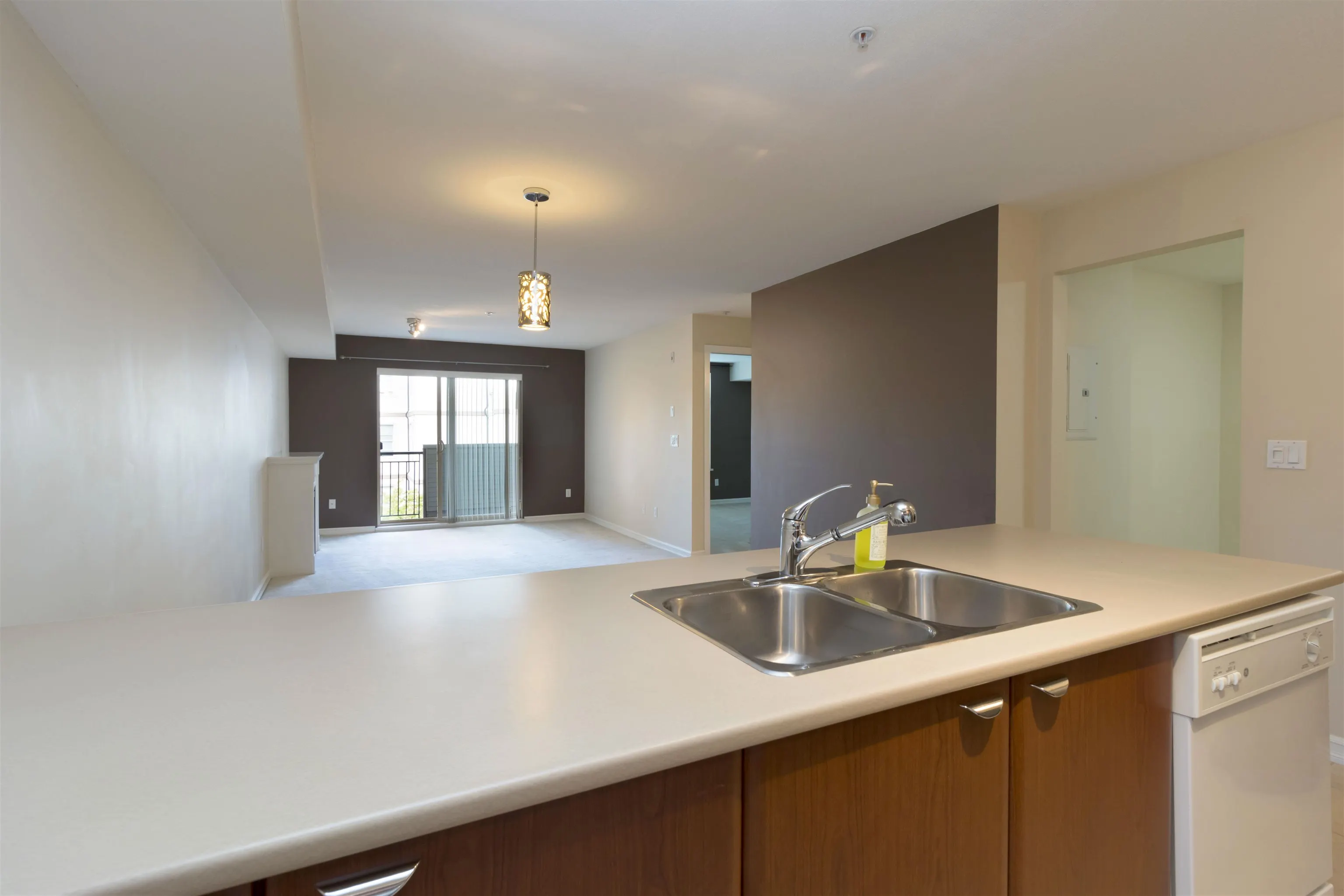 311 10088 148 Street