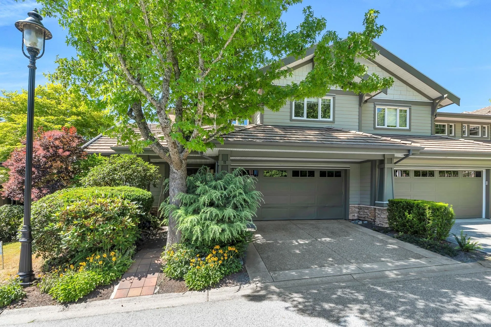 11 Beach Drive