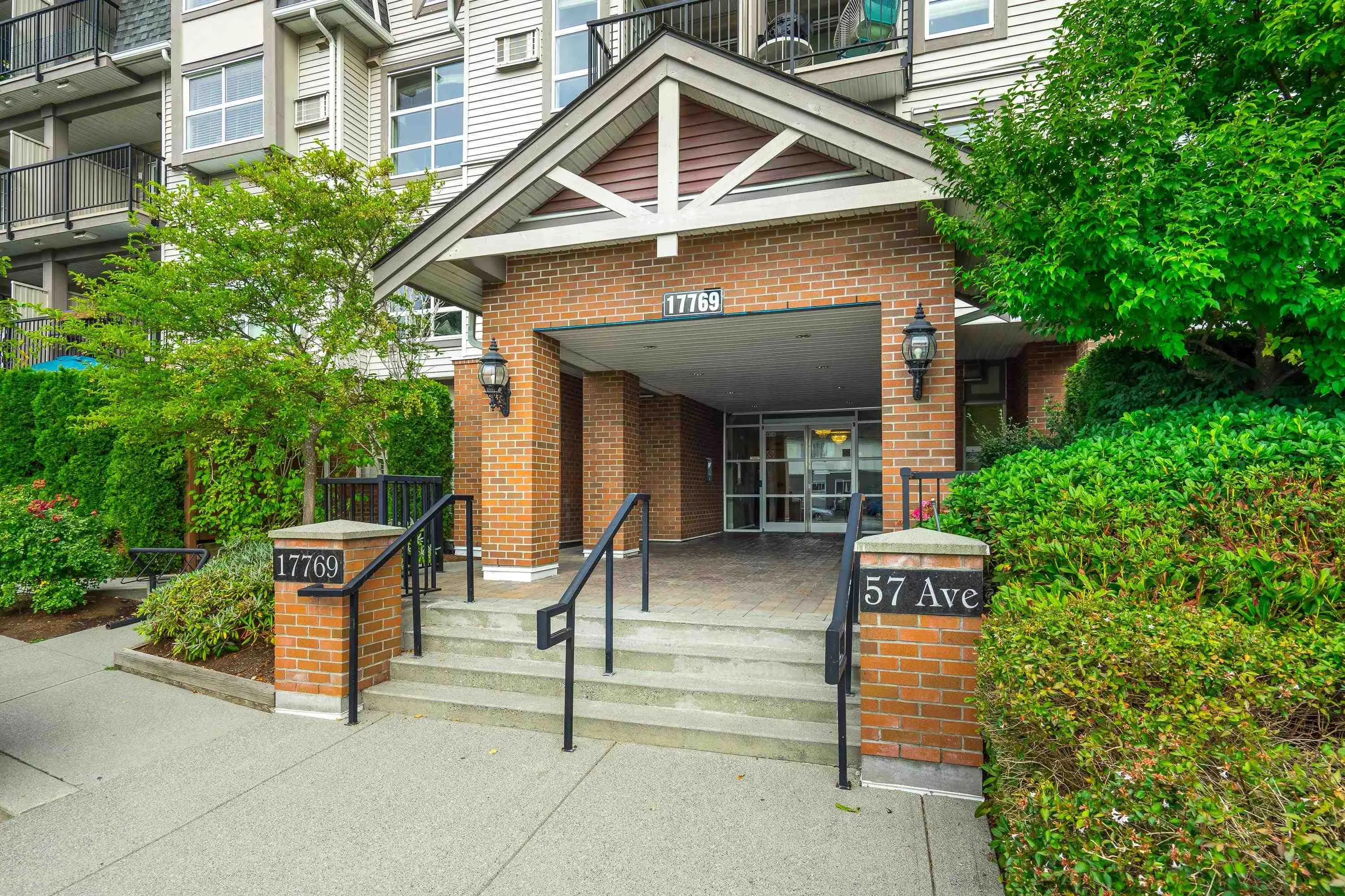 208 17769 57 Avenue