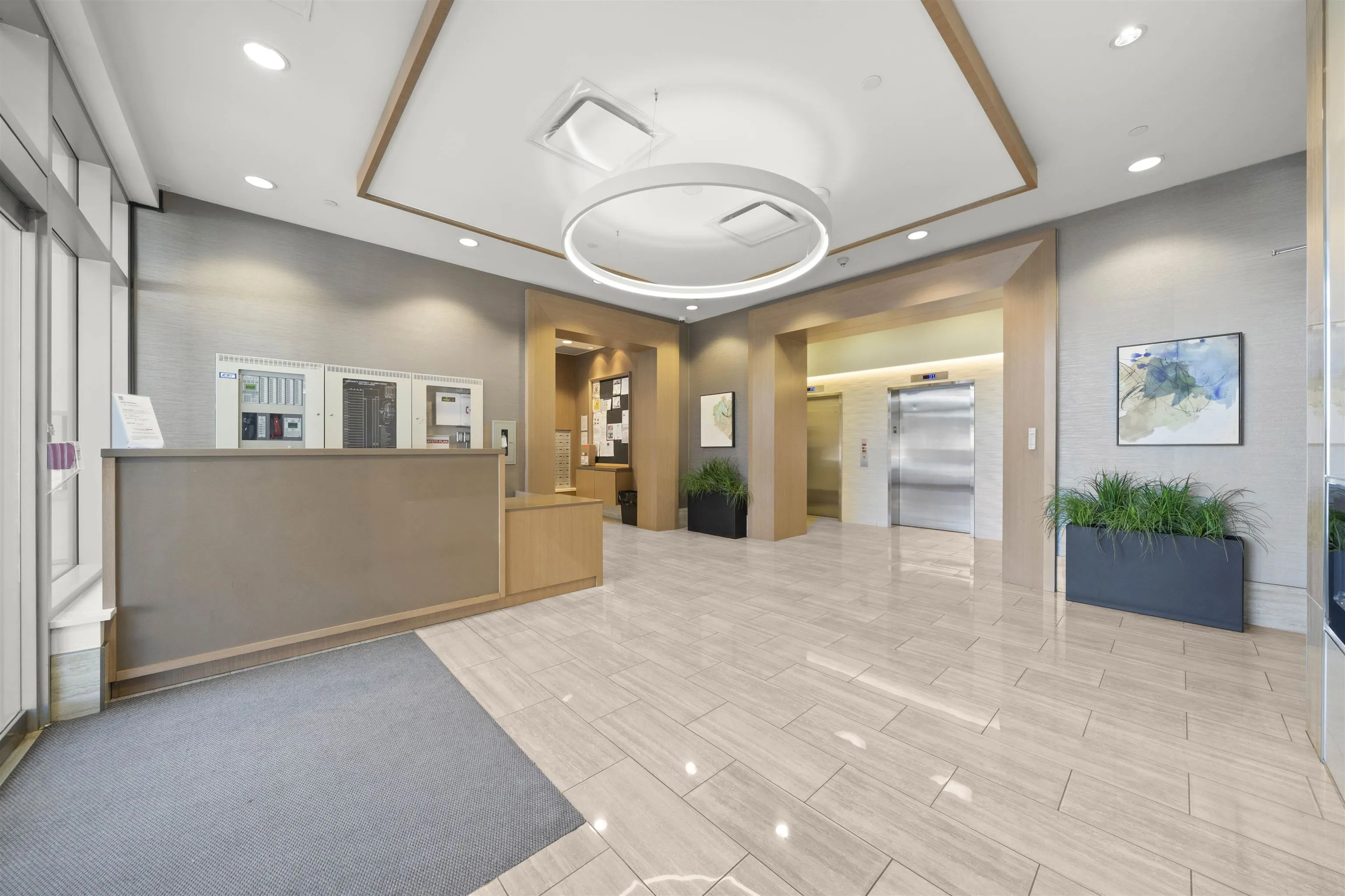 1806 13398 104 Avenue