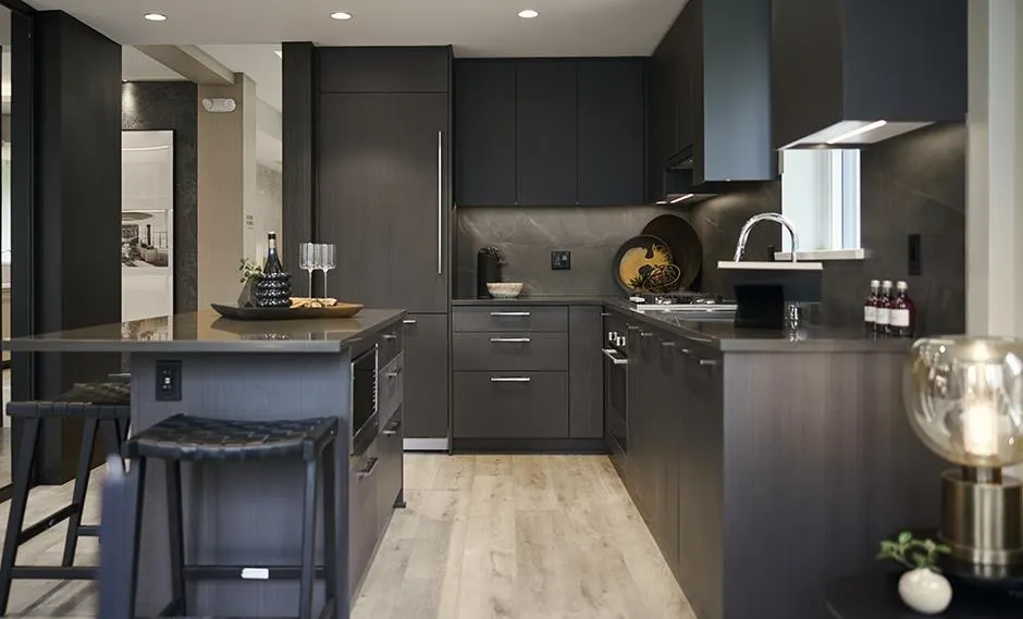 1903 5860 Olive Avenue