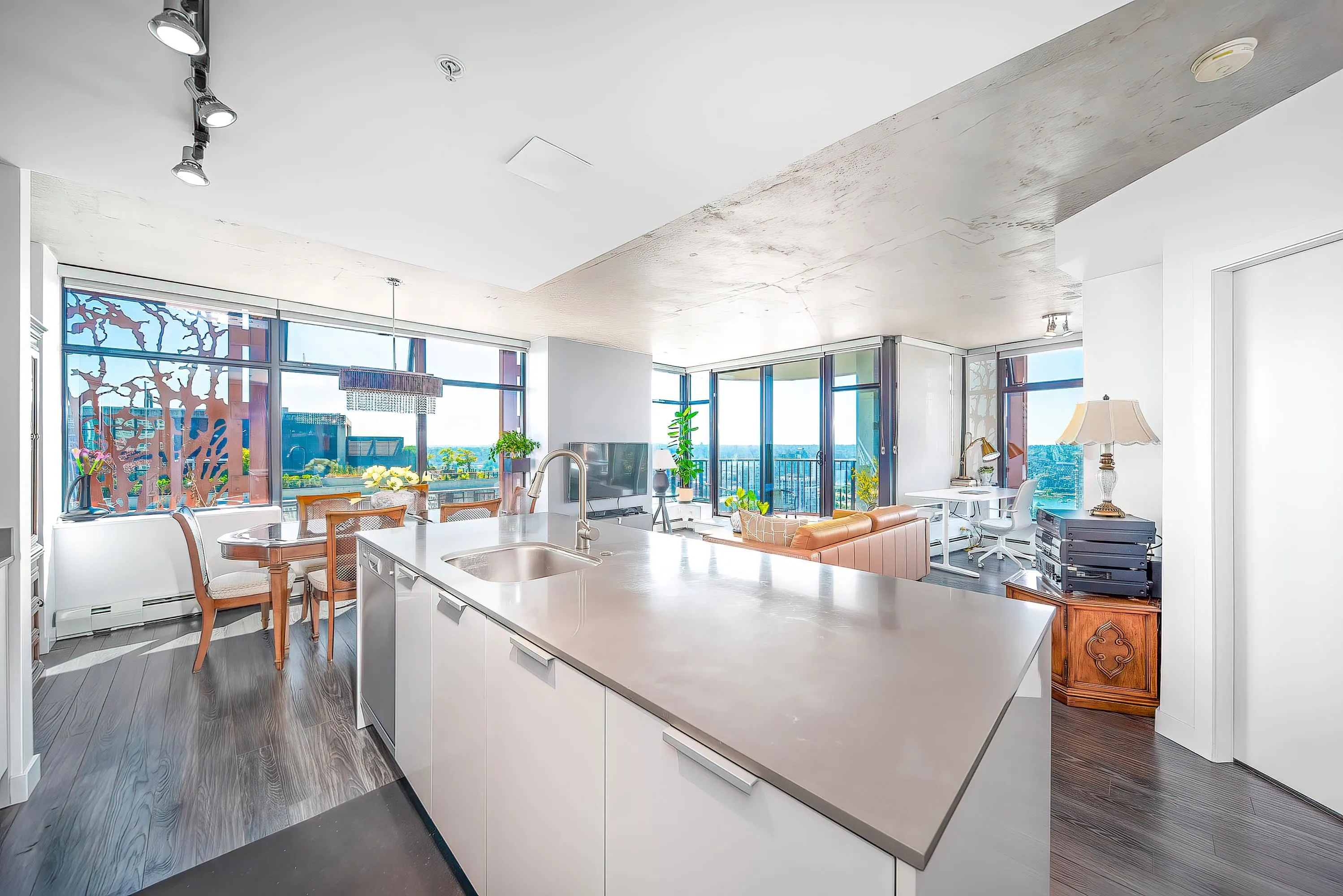 3506 128 W Cordova Street