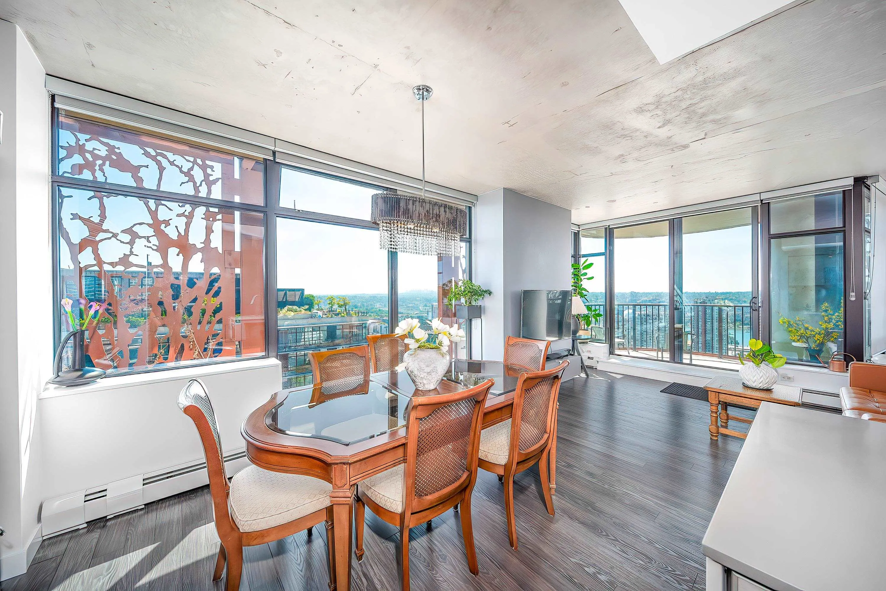3506 128 W Cordova Street