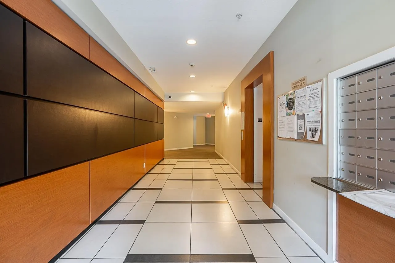 205 10455 University Drive