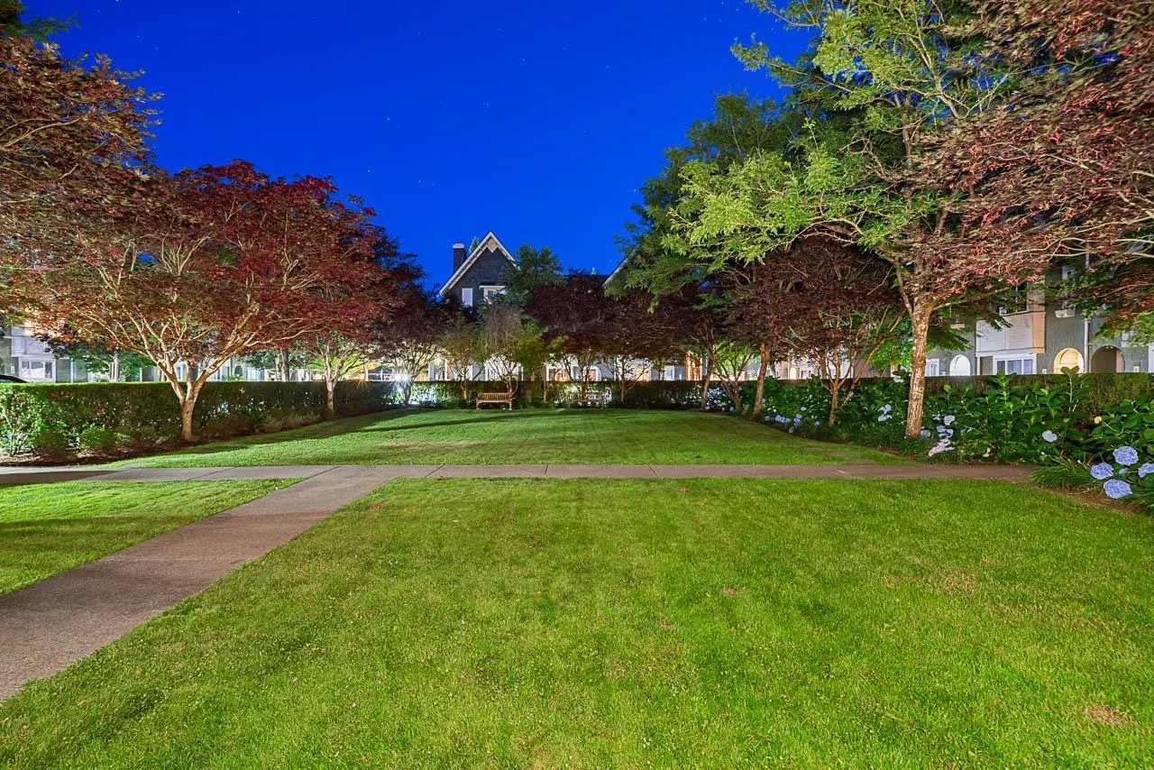 14 2418 Avon Place
