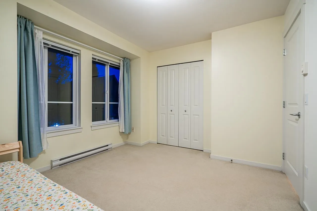 14 2418 Avon Place