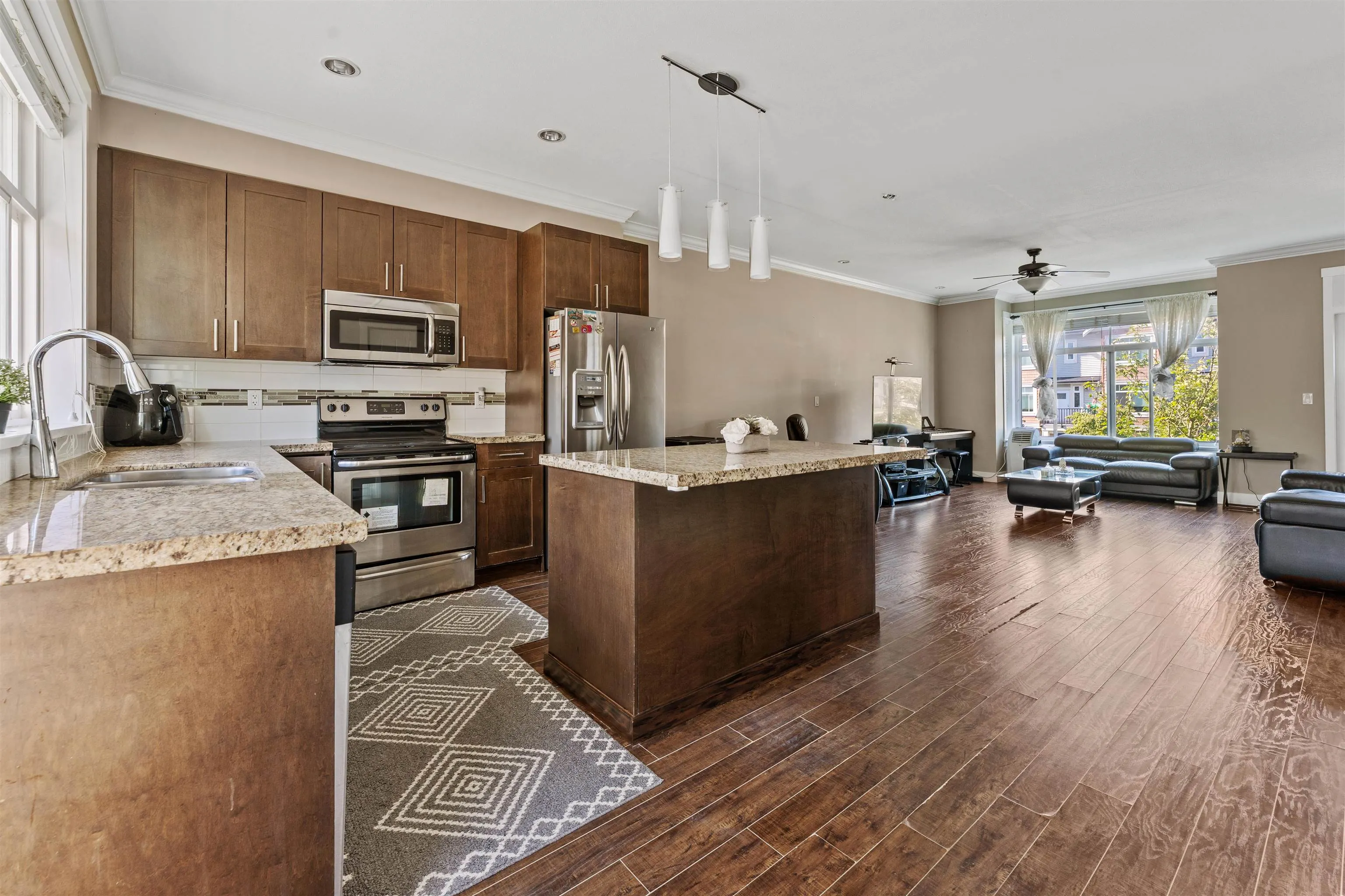 12 12092 70 Avenue