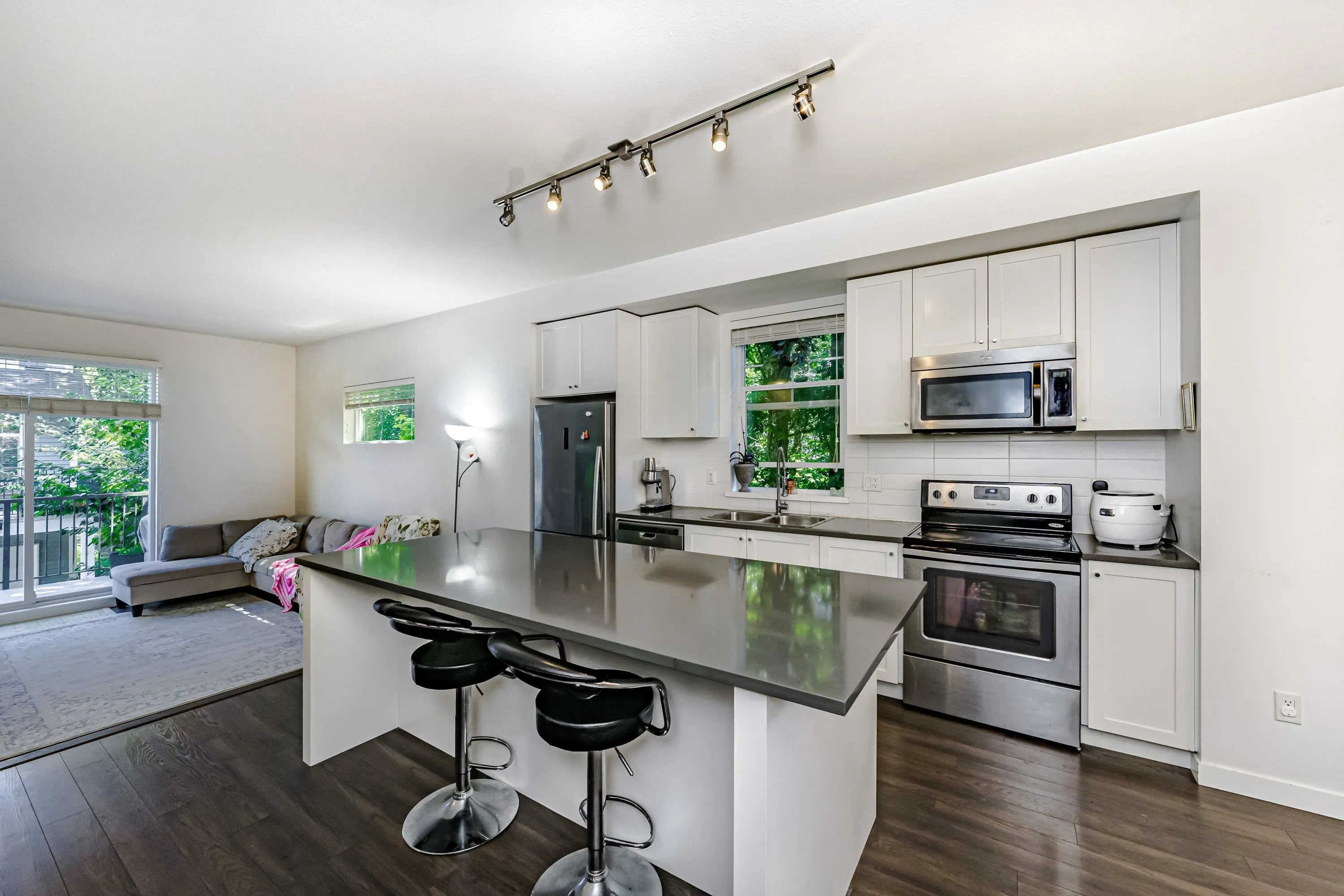 43 15340 Guildford Drive Drive