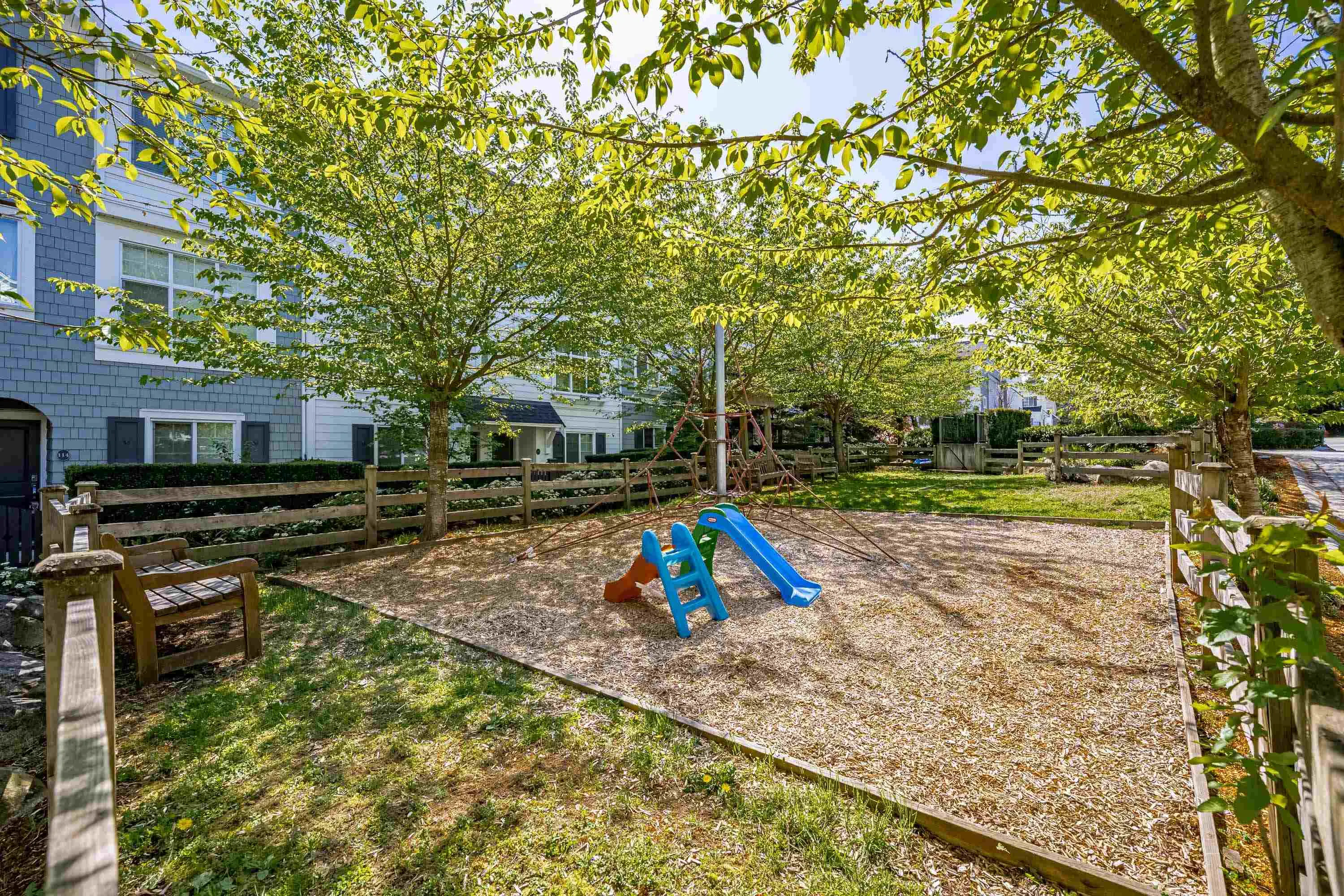 43 15340 Guildford Drive Drive