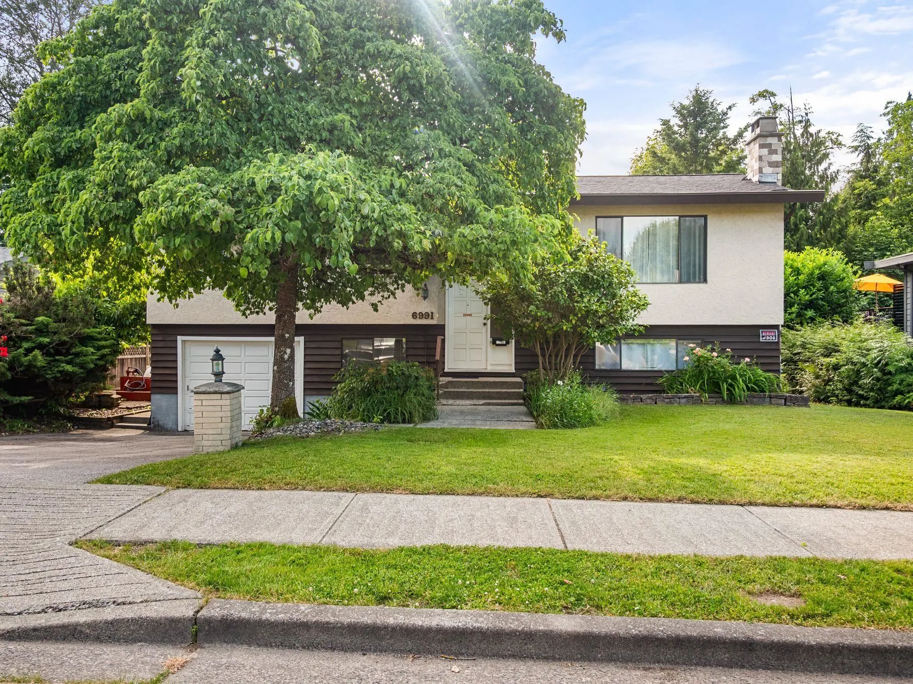 6991 Westview Drive