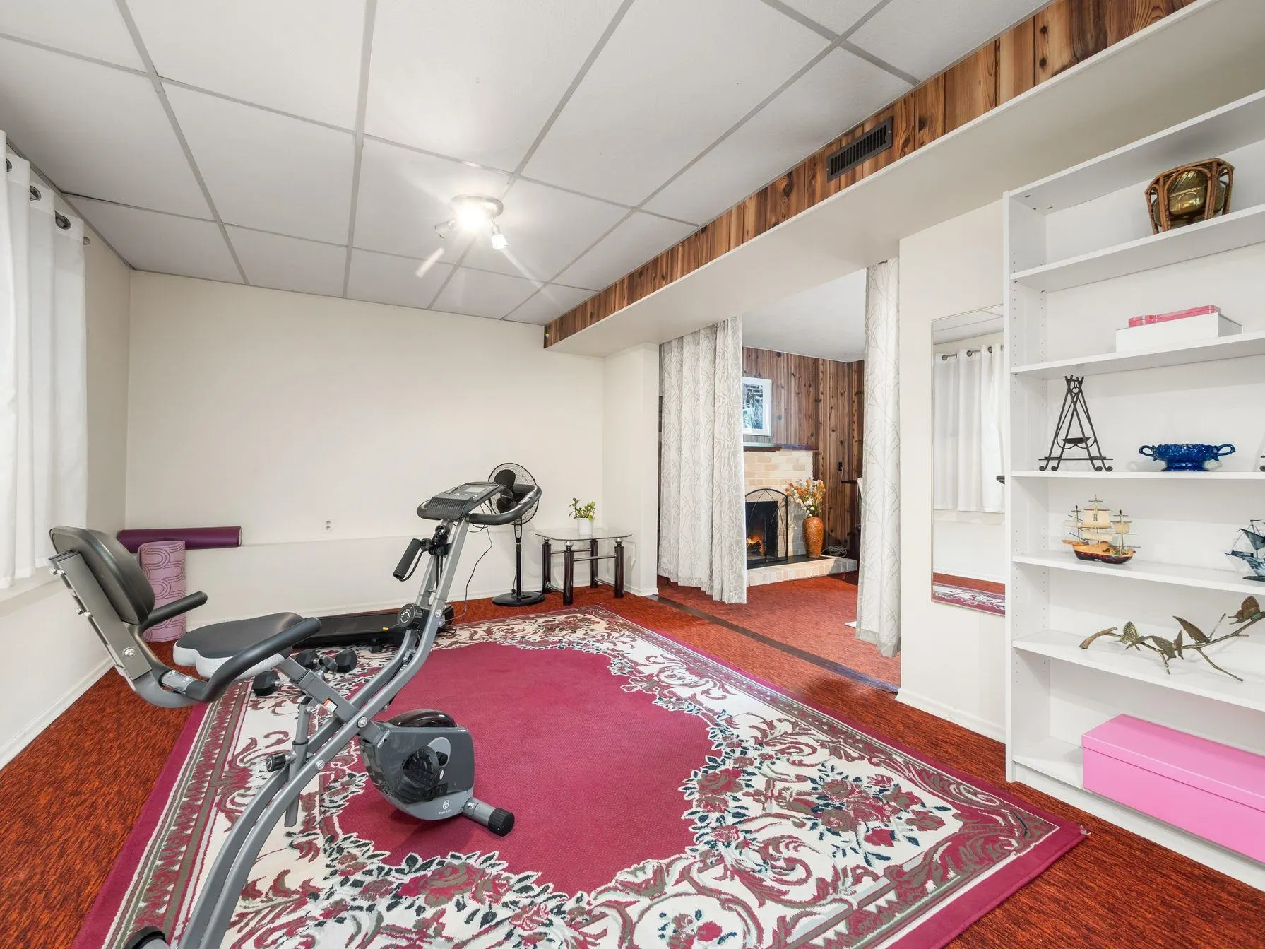 6991 Westview Drive