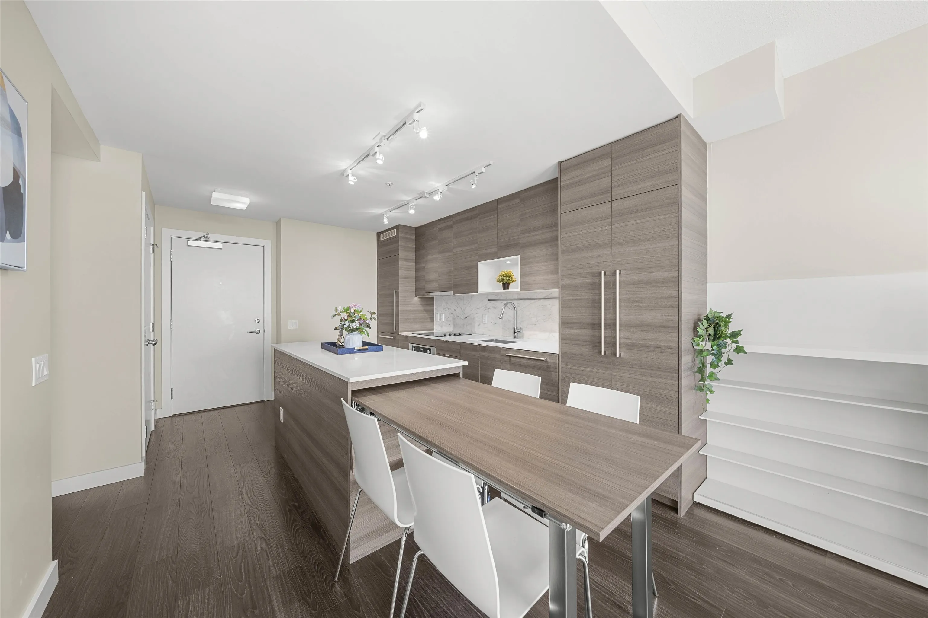 3501 13398 104 Avenue
