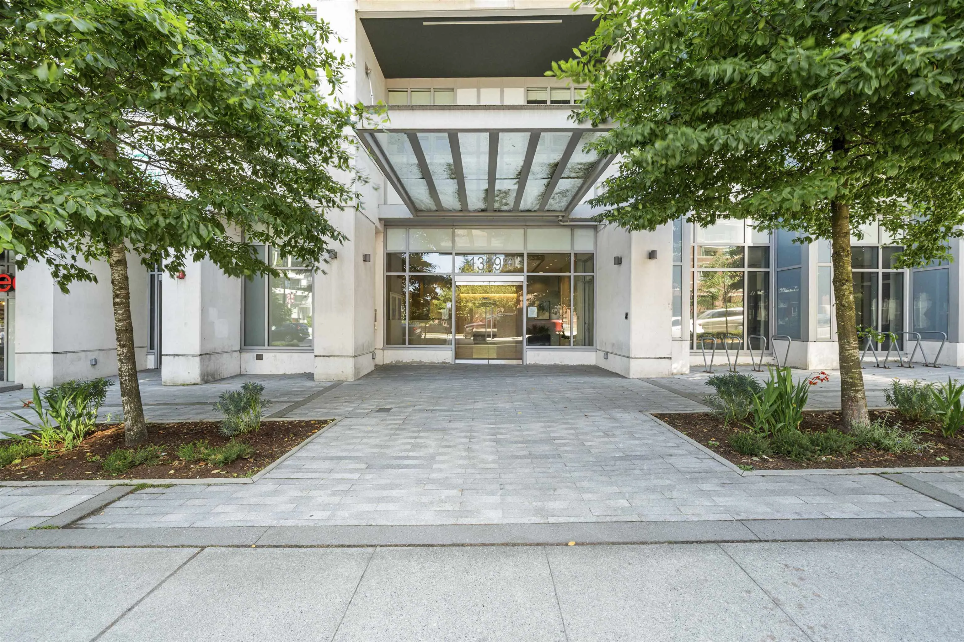 3501 13398 104 Avenue