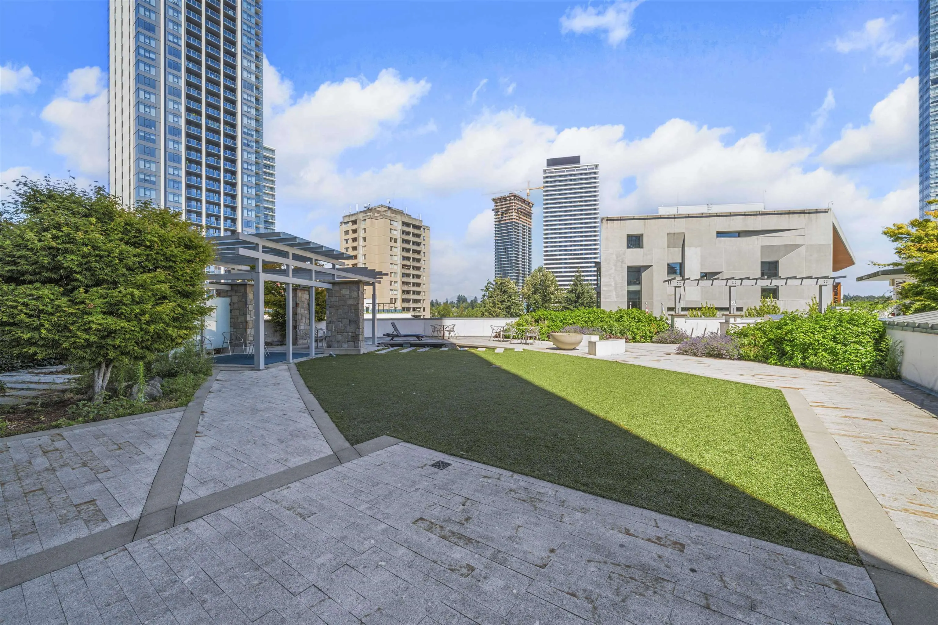 3501 13398 104 Avenue