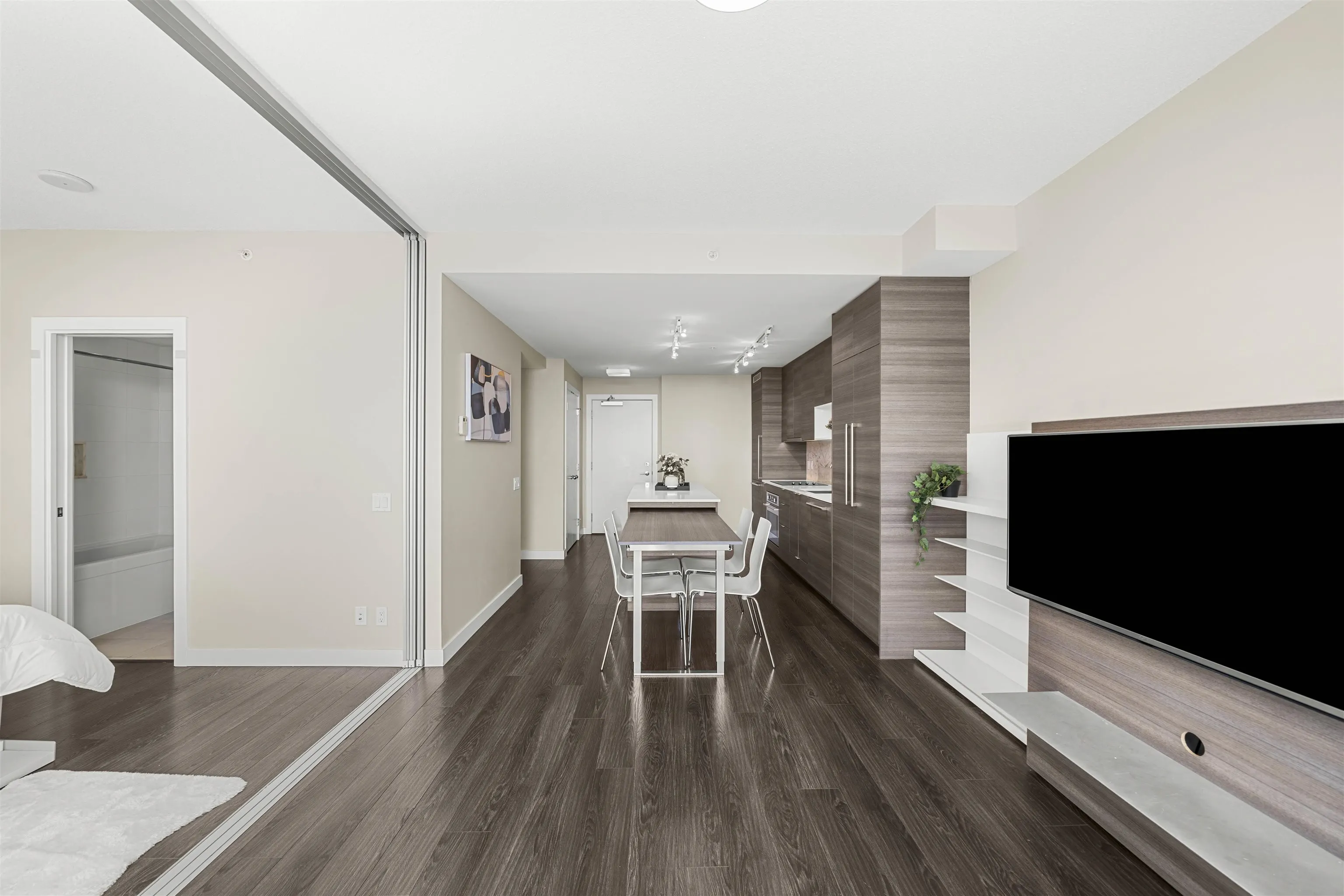 3501 13398 104 Avenue