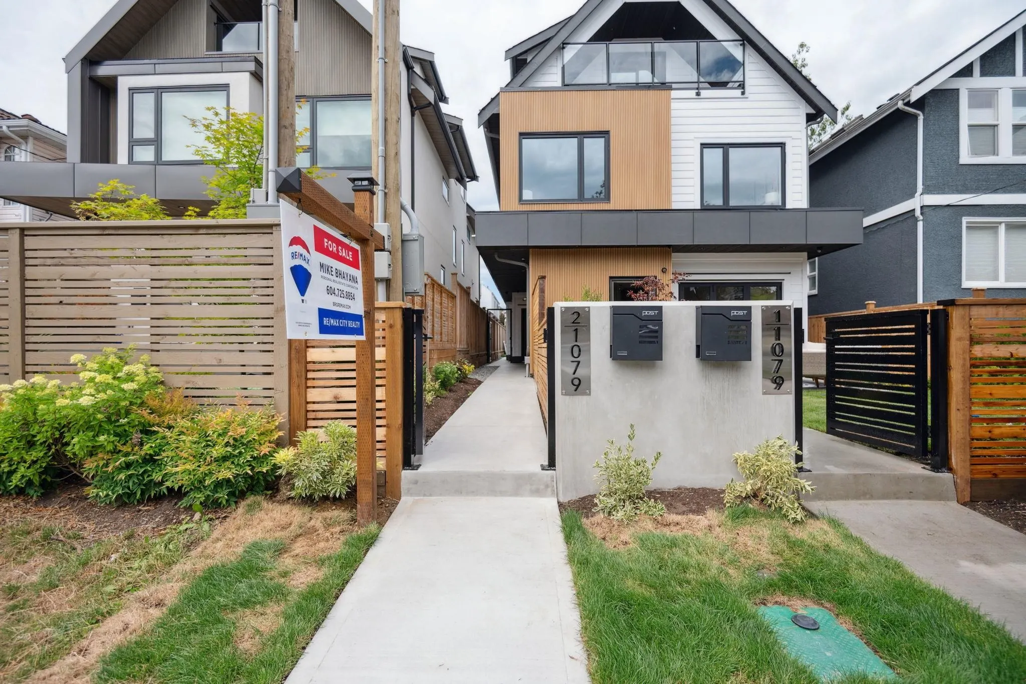 #2 1079 E 14th Avenue