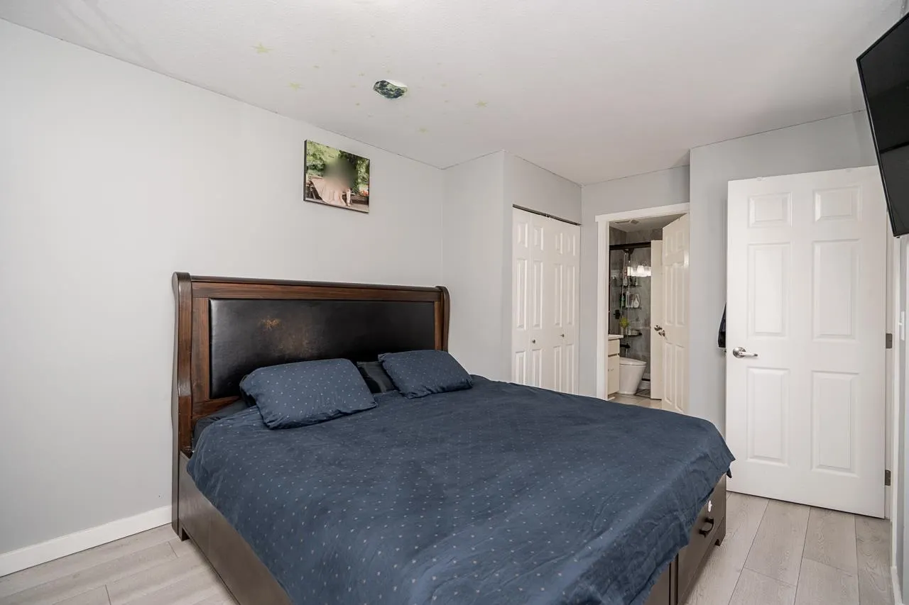 213 16031 82 Avenue