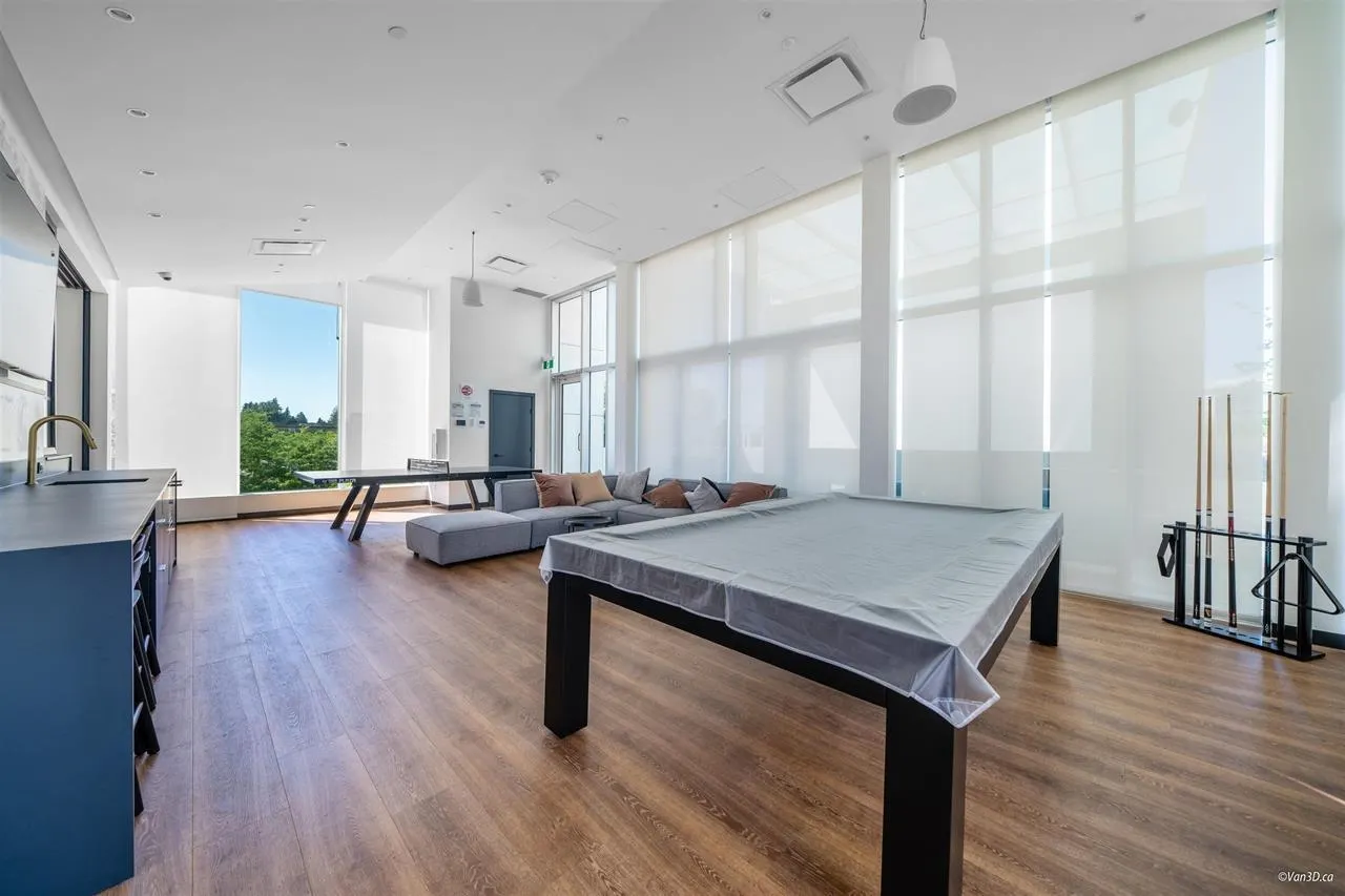 2211 13685 102 Avenue