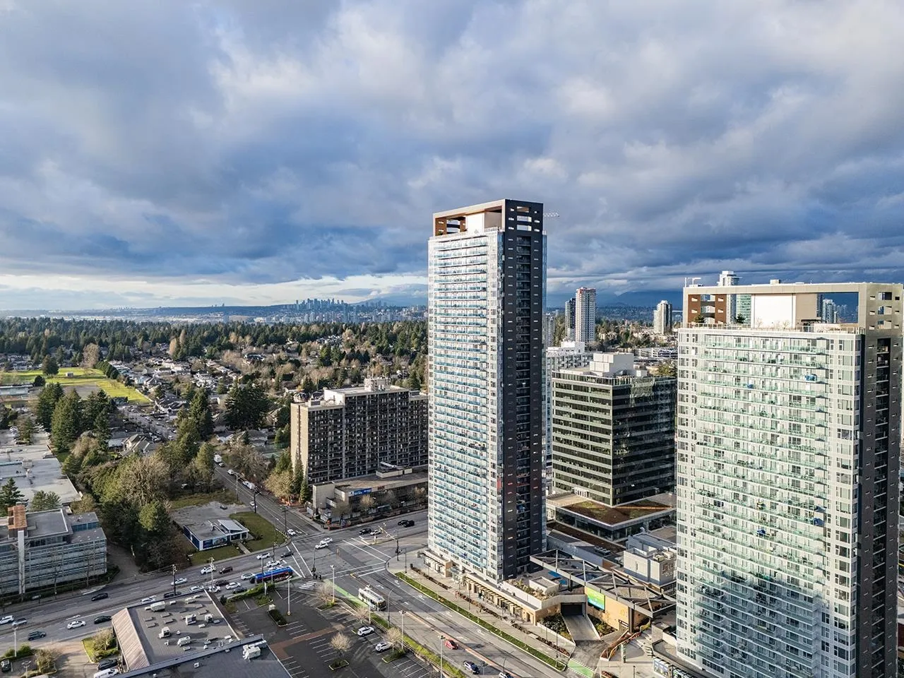 1809 13615 Fraser Highway