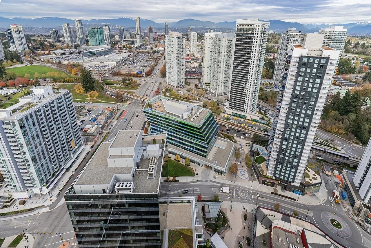 1809 13615 Fraser Highway