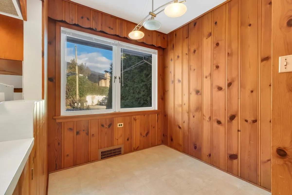 4386 Erwin Drive