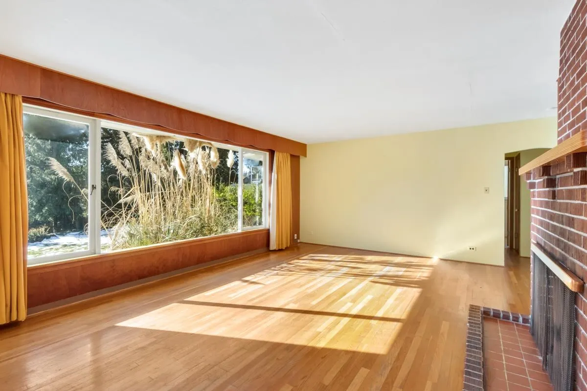 4386 Erwin Drive