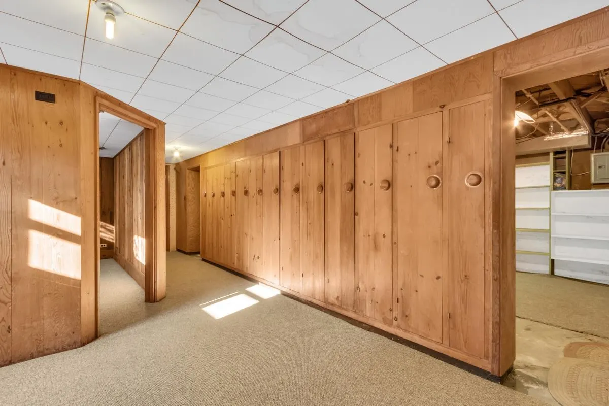 4386 Erwin Drive