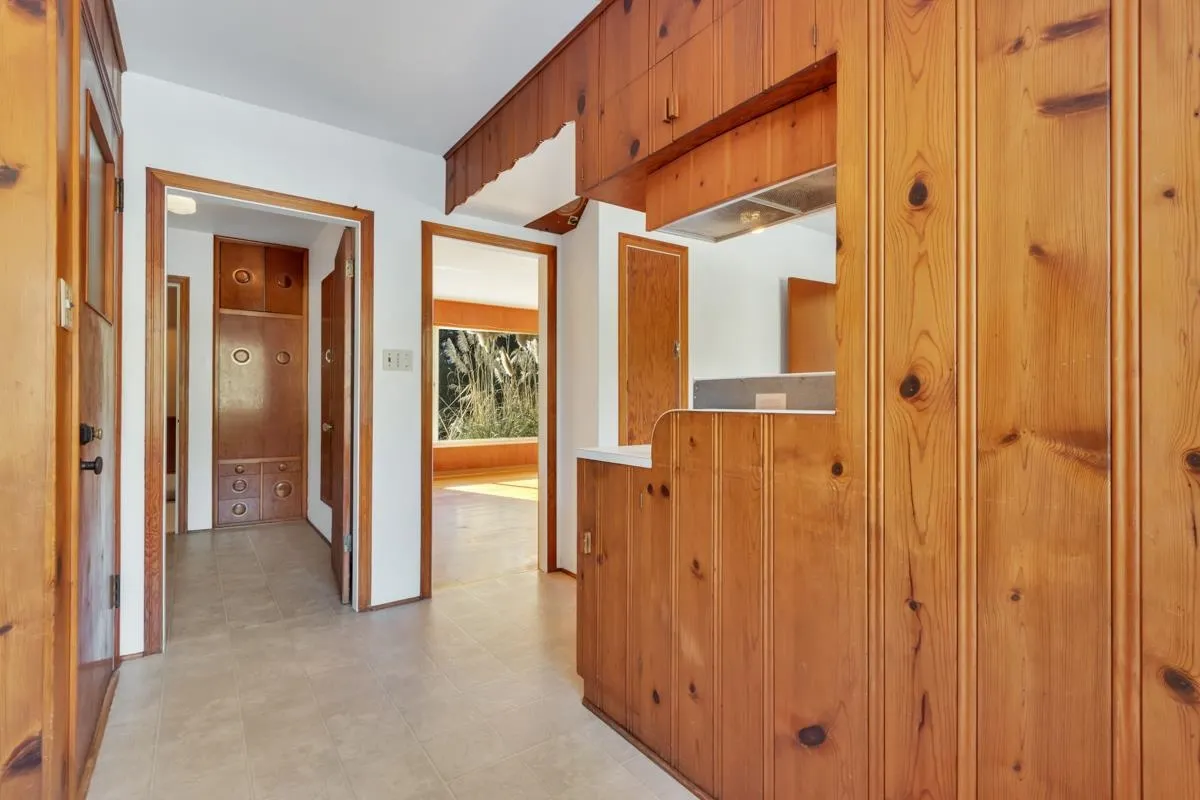 4386 Erwin Drive