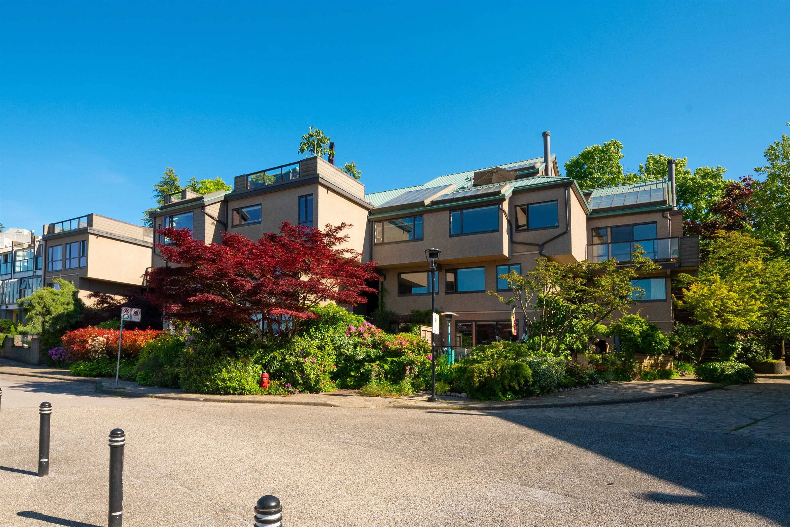 712 Millyard