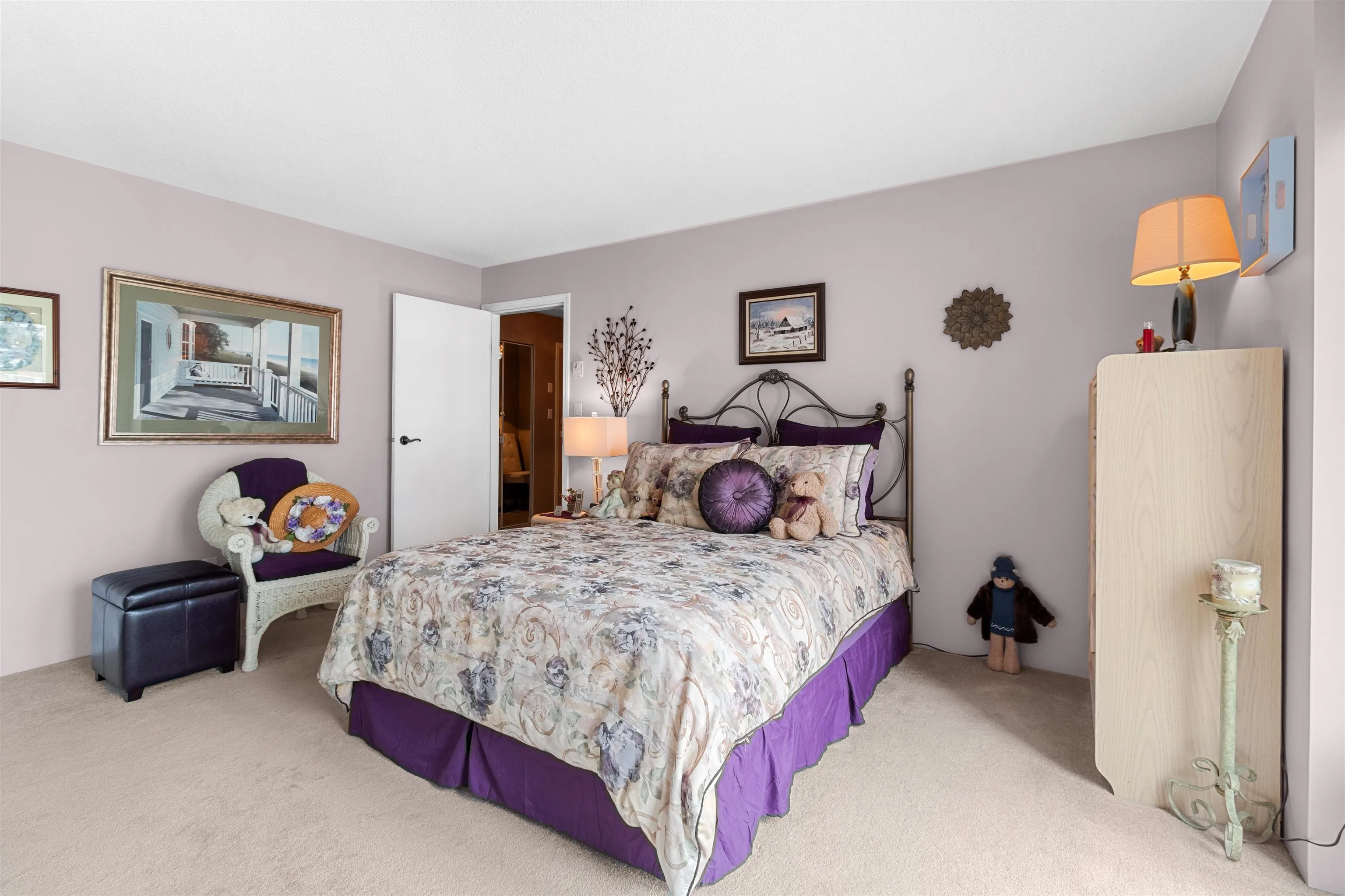 1101 8 Laguna Court
