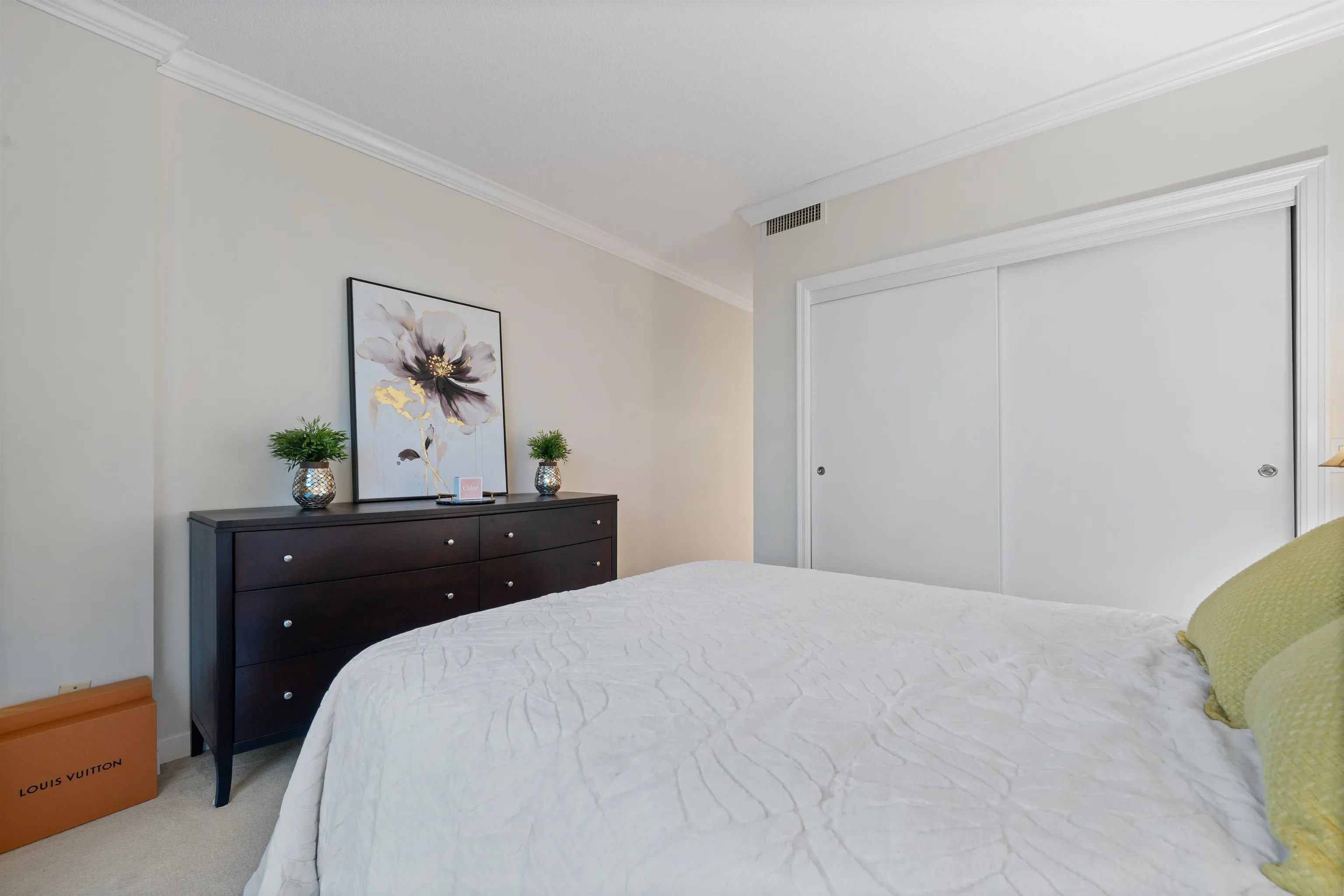 504 1790 Bayshore Drive