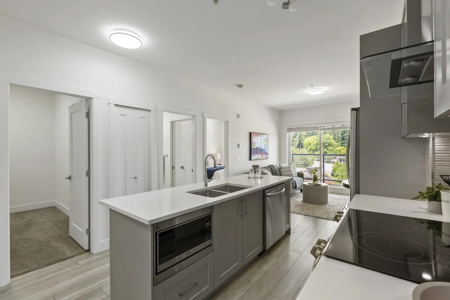 603 13978 Fraser Highway