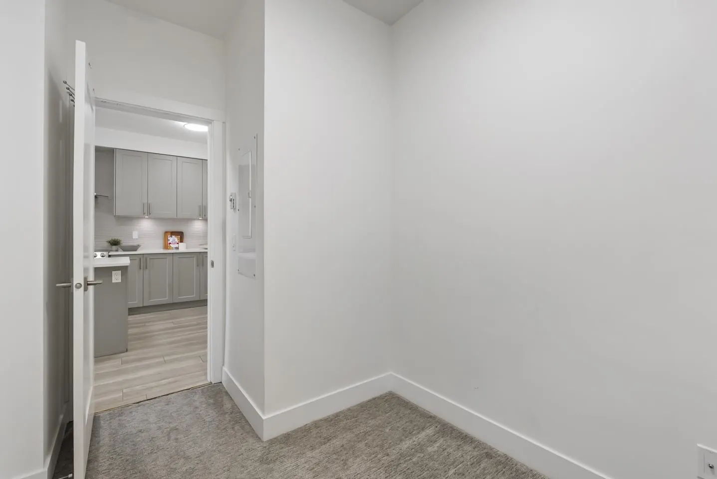 603 13978 Fraser Highway