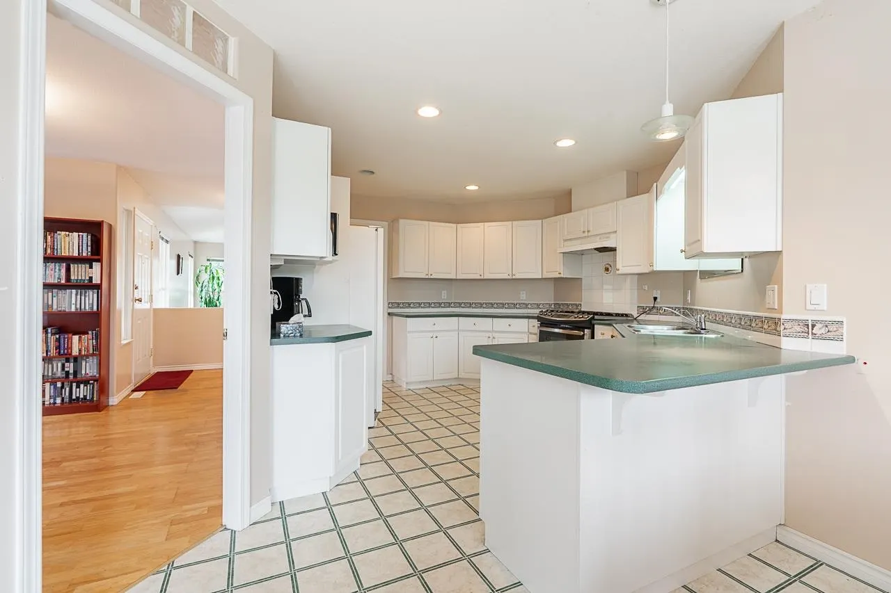 22081 124 Avenue