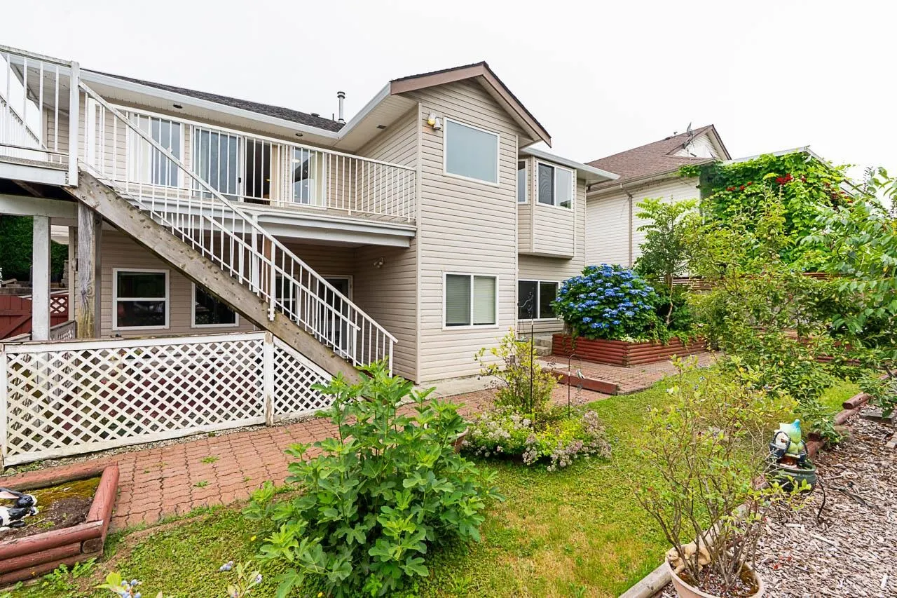22081 124 Avenue