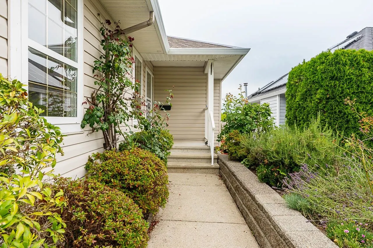 22081 124 Avenue