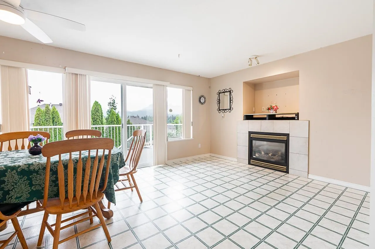 22081 124 Avenue